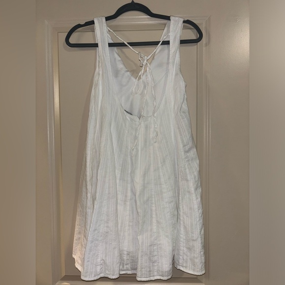 Linen Summer Dress - Picture 2 of 3